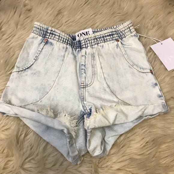 One Teaspoon Hunter classic raw cuff Shorts - Picture 2 of 5